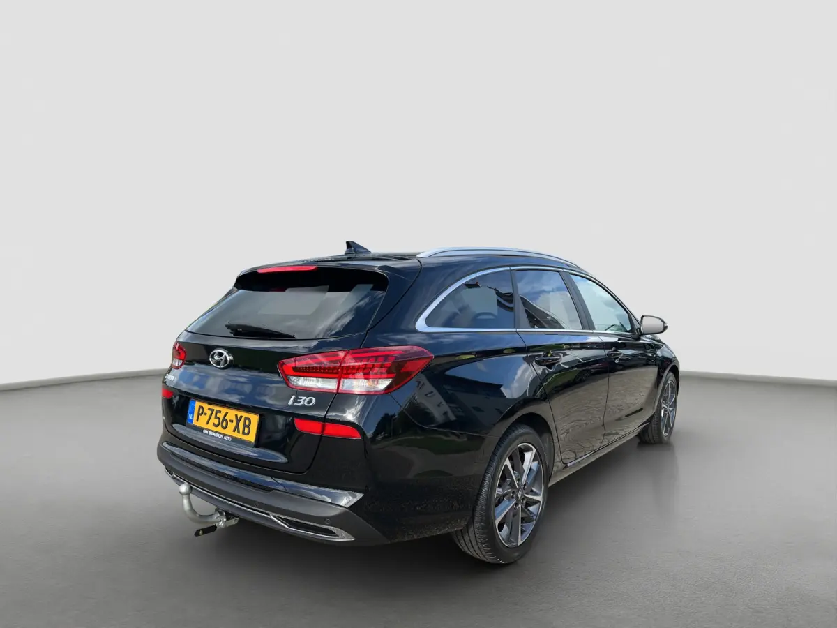 1.5 T-GDi MHEV 160pk Premium | Trekhaak | Camera | Cruise controle | Dodehoek detectie | Full LED | Elektrische voorstoel | Navigatie | Parkeersensoren voor en achter | Stoelverwarming