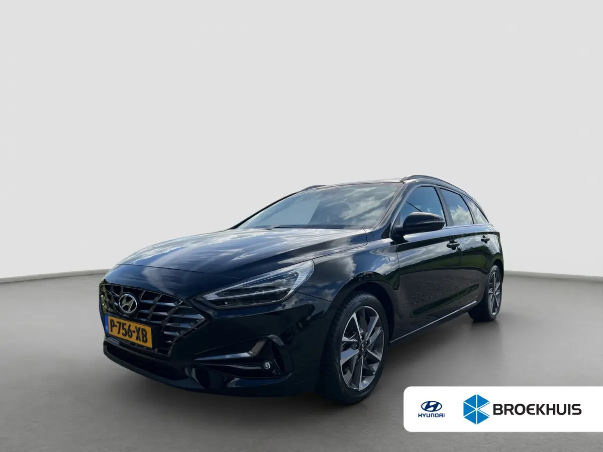 1.5 T-GDi MHEV 160pk Premium | Trekhaak | Camera | Cruise controle | Dodehoek detectie | Full LED | Elektrische voorstoel | Navigatie | Parkeersensoren voor en achter | Stoelverwarming