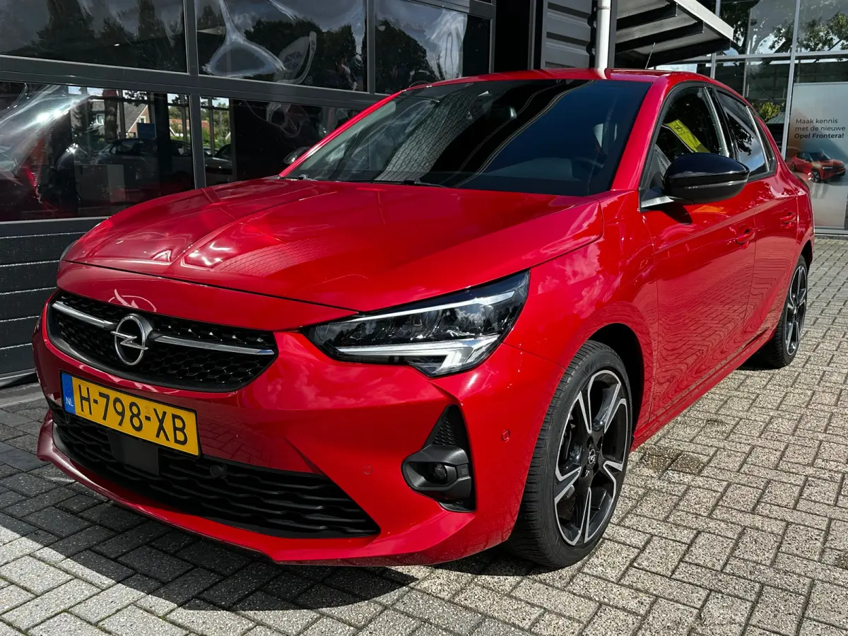 1.2 100PK GS Line Automaat | AUTOMAAT| TREKHAAK AFNEEMBAAR| NAVIGATIE| CAMERA| CRUISE CONTROL| CLIMATE CONTROL| PARKEERSENSOREN V+A| 17" VELGEN|