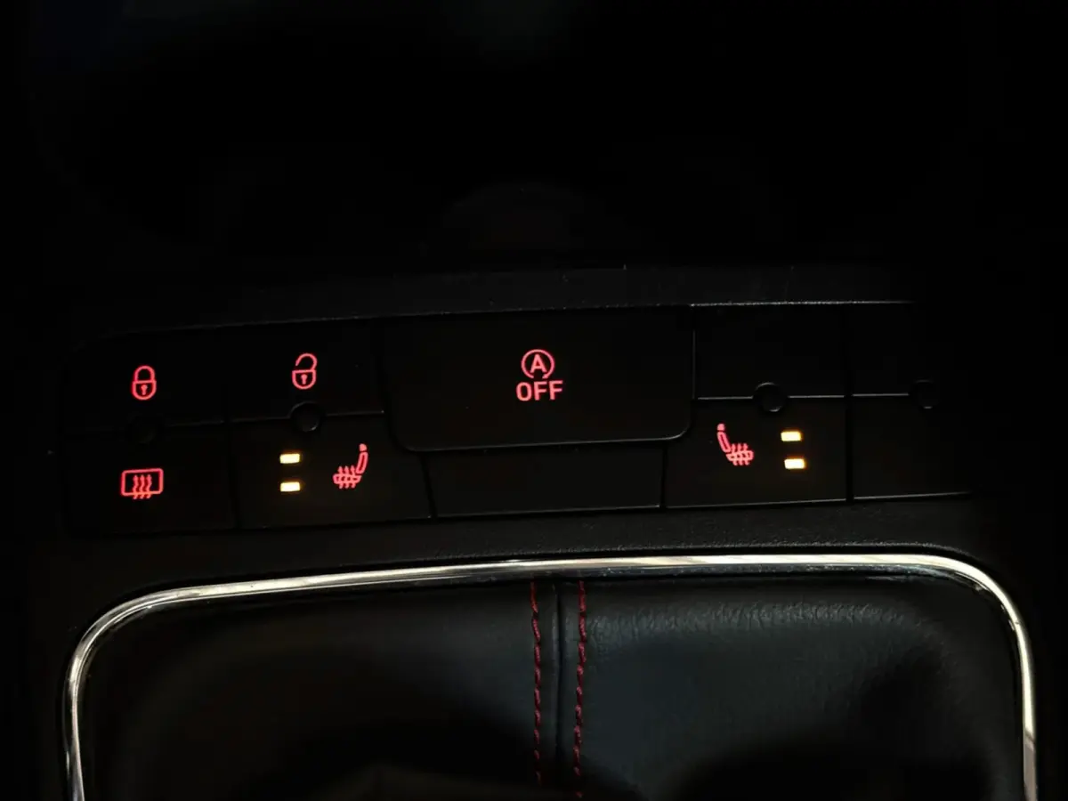 1.0 EcoTSI FR Connect(NL-auto, Goed OndH, Navi, Climate Con, StoelV, Parkeersensoren, Etc)