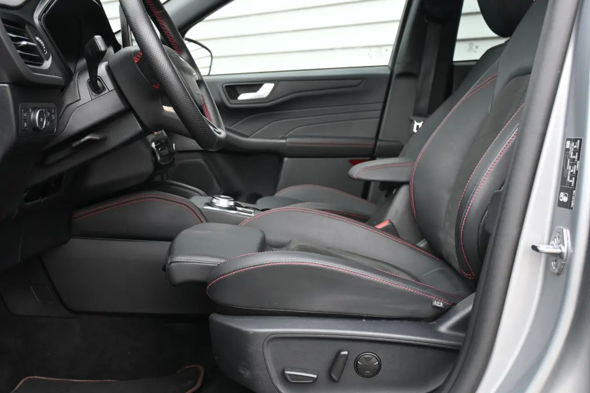 2.5i PHEV Aut. 178kW ST-Line X 243PK | Panoramadak | 19" | Adaptieve Cruisecontrol | Climate Control | 2.100kg aanhangergewicht
