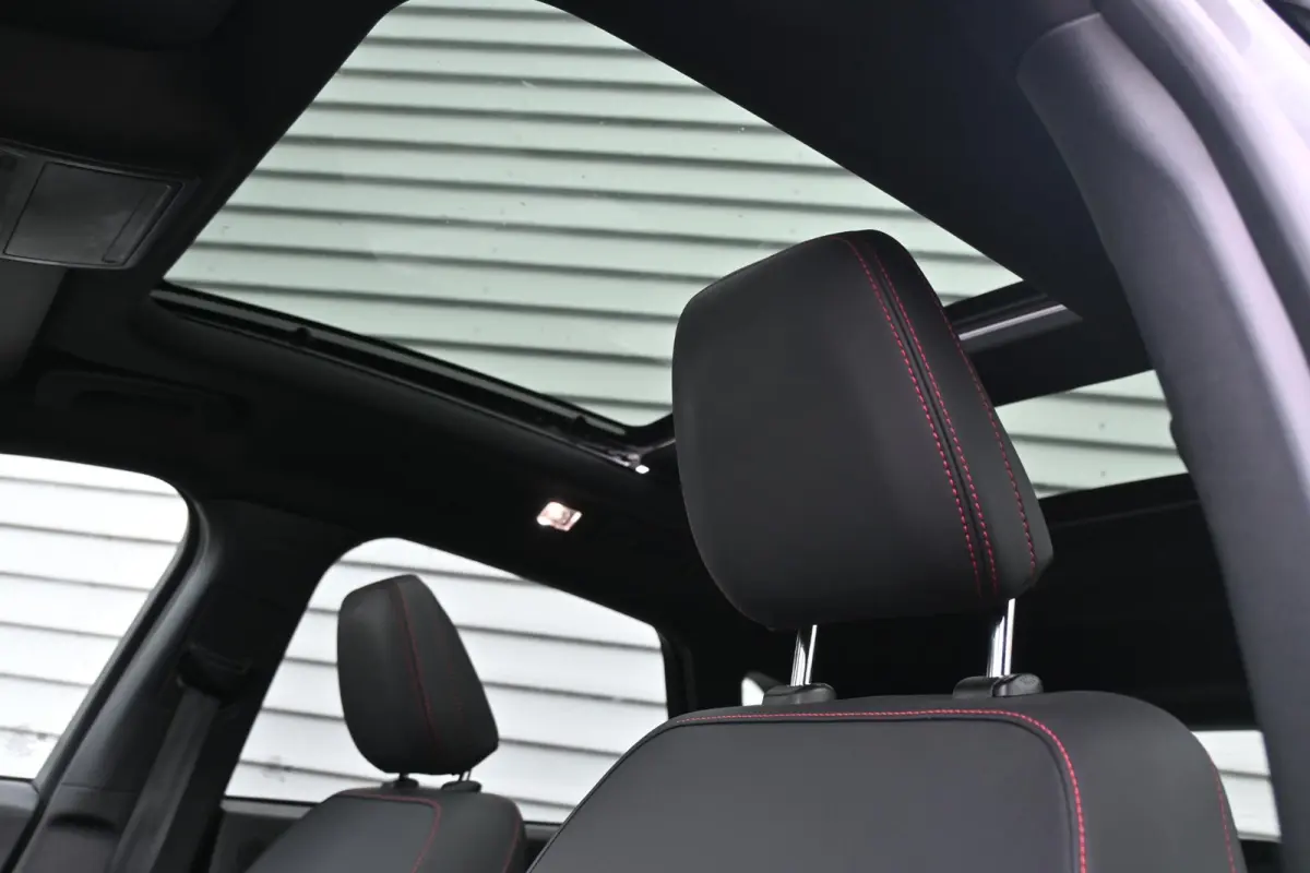 2.5i PHEV Aut. 178kW ST-Line X 243PK | Panoramadak | 19" | Adaptieve Cruisecontrol | Climate Control | 2.100kg aanhangergewicht