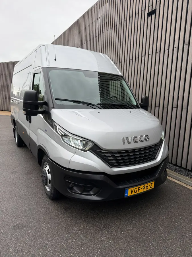 35C16V 2.3 Automaat / Dubbel Lucht / 3500 Trekhaak
