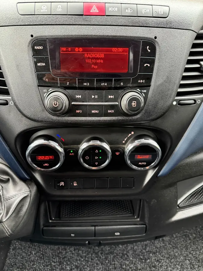 35C16V 2.3 Automaat / Dubbel Lucht / 3500 Trekhaak