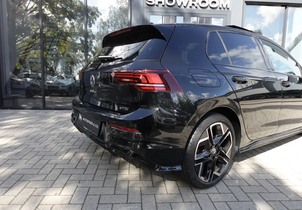1.5 eTSI R-Line Edition PANO HUD KEYLESS