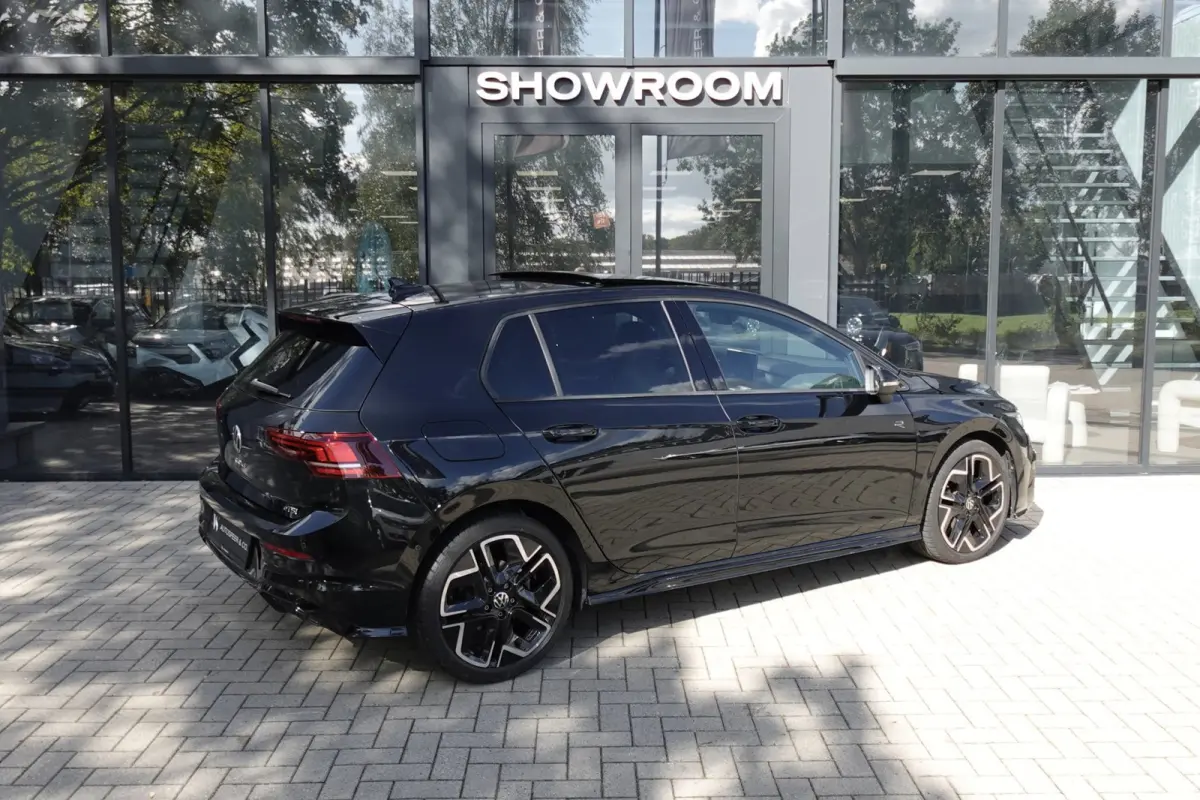 1.5 eTSI R-Line Edition PANO HUD KEYLESS