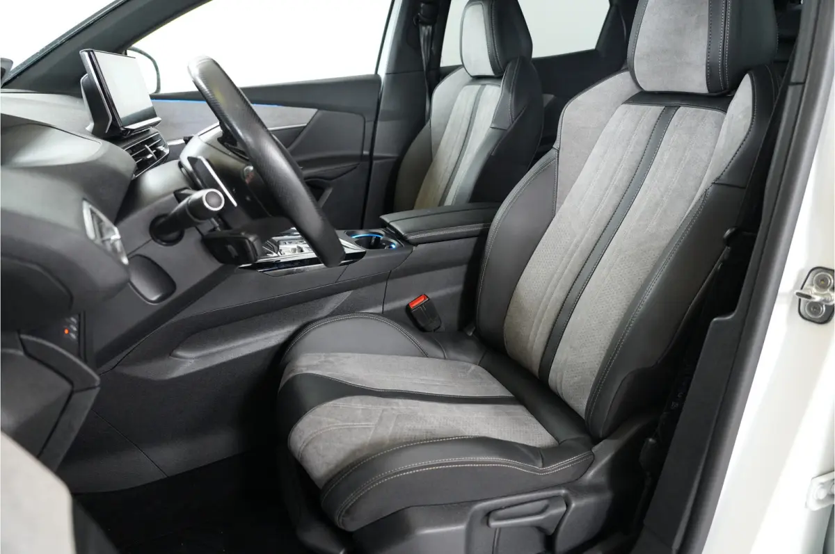 1.6 HYbrid4 300 Blue Lease GT | SOH 95% | Stl. verw. | Adaptive Cruise | Apple/Android |