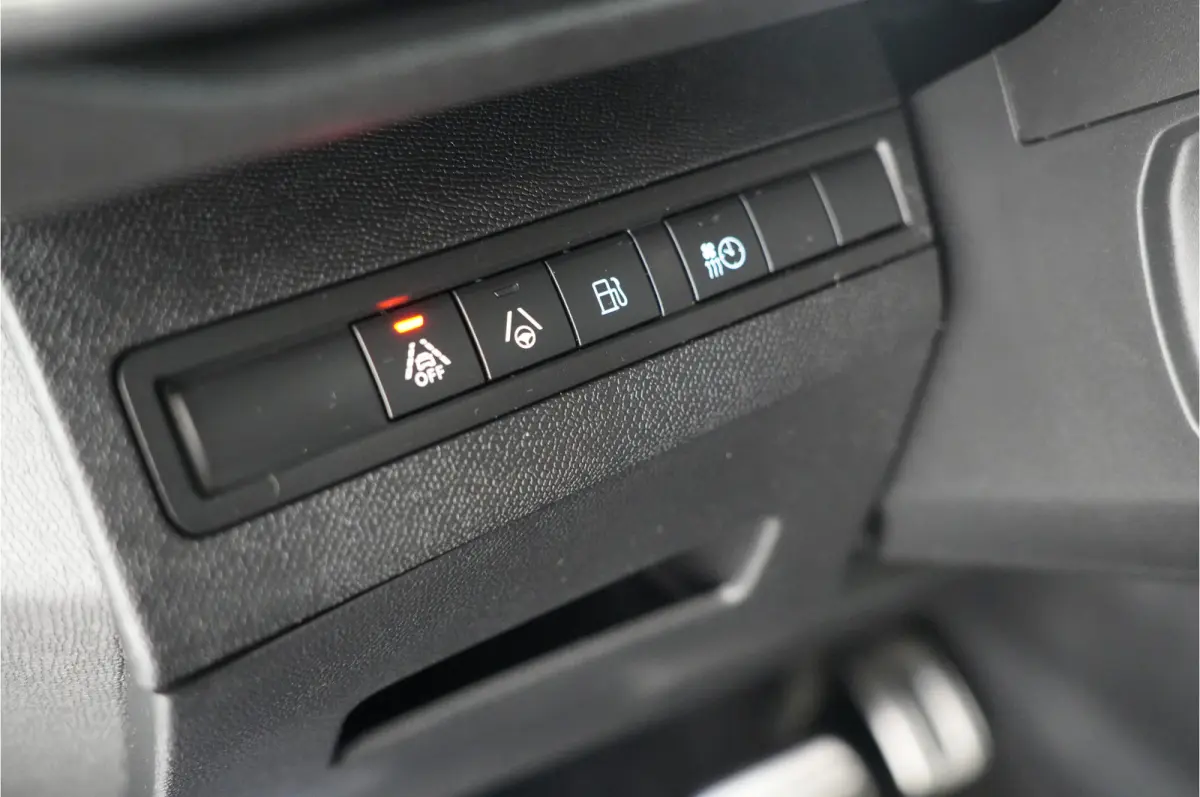 1.6 HYbrid4 300 Blue Lease GT | SOH 95% | Stl. verw. | Adaptive Cruise | Apple/Android |