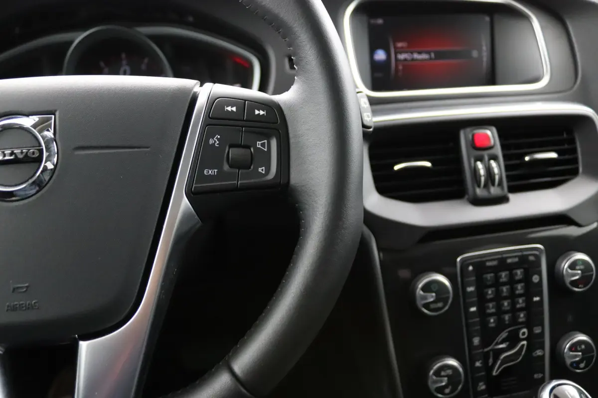 | Eerste Eigenaar | Camera | Trekhaak | Leer | Panorama  | Cruise Control