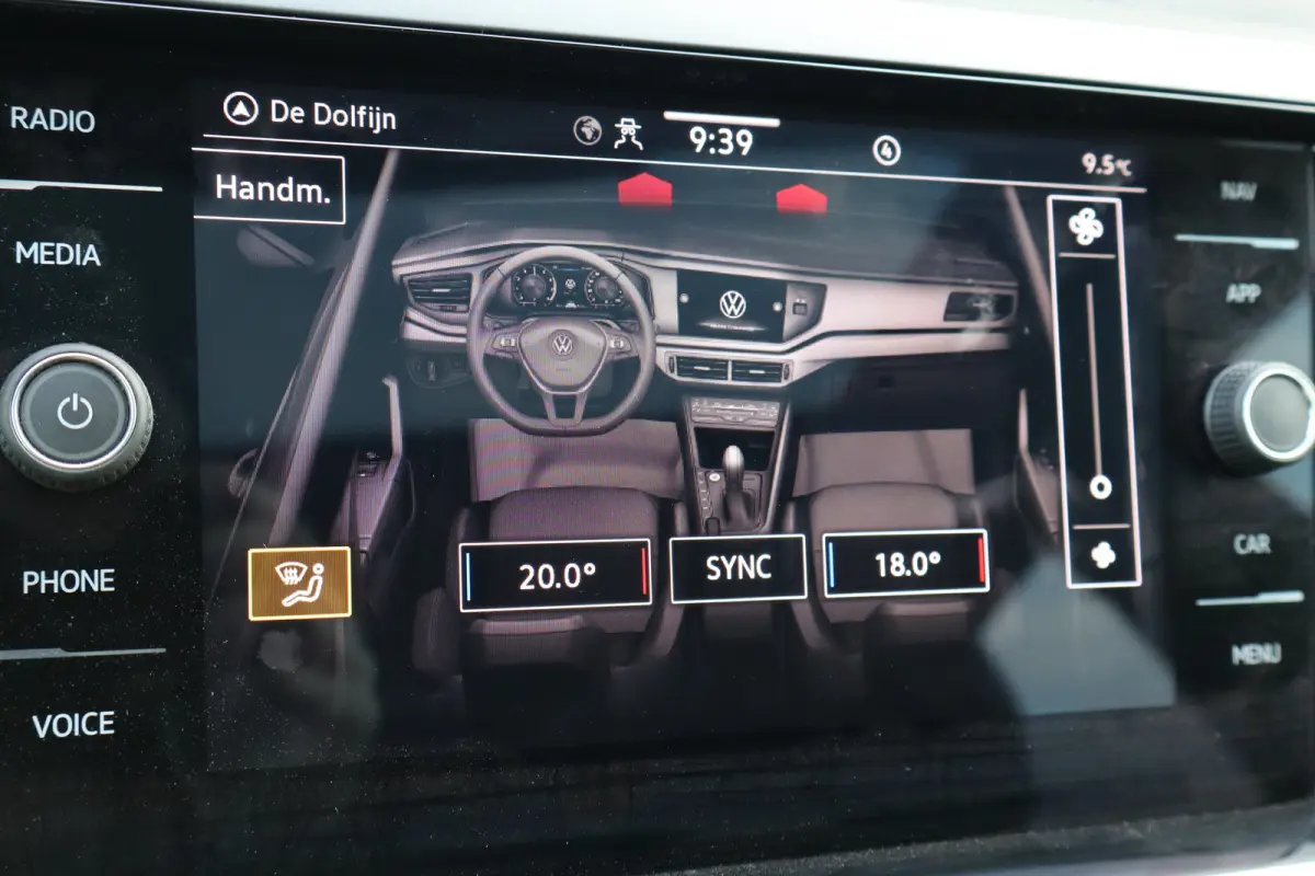 95PK 1.0 TSI R-Line Edition Panorama Dak | Achteruitrijcamera | Apple Carplay/Android Auto|telefoonintegratie premium | Elektrisch glazen panorama-dak