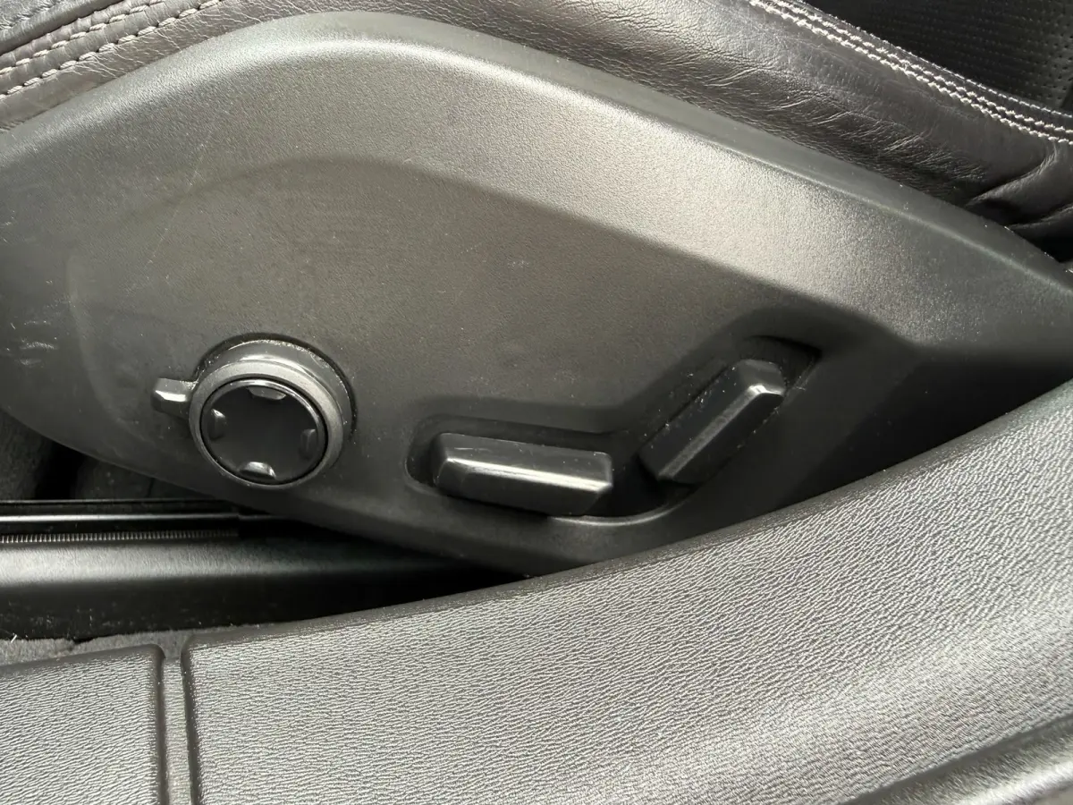 2.0 D4 Pro AWD / Zeer netjes!