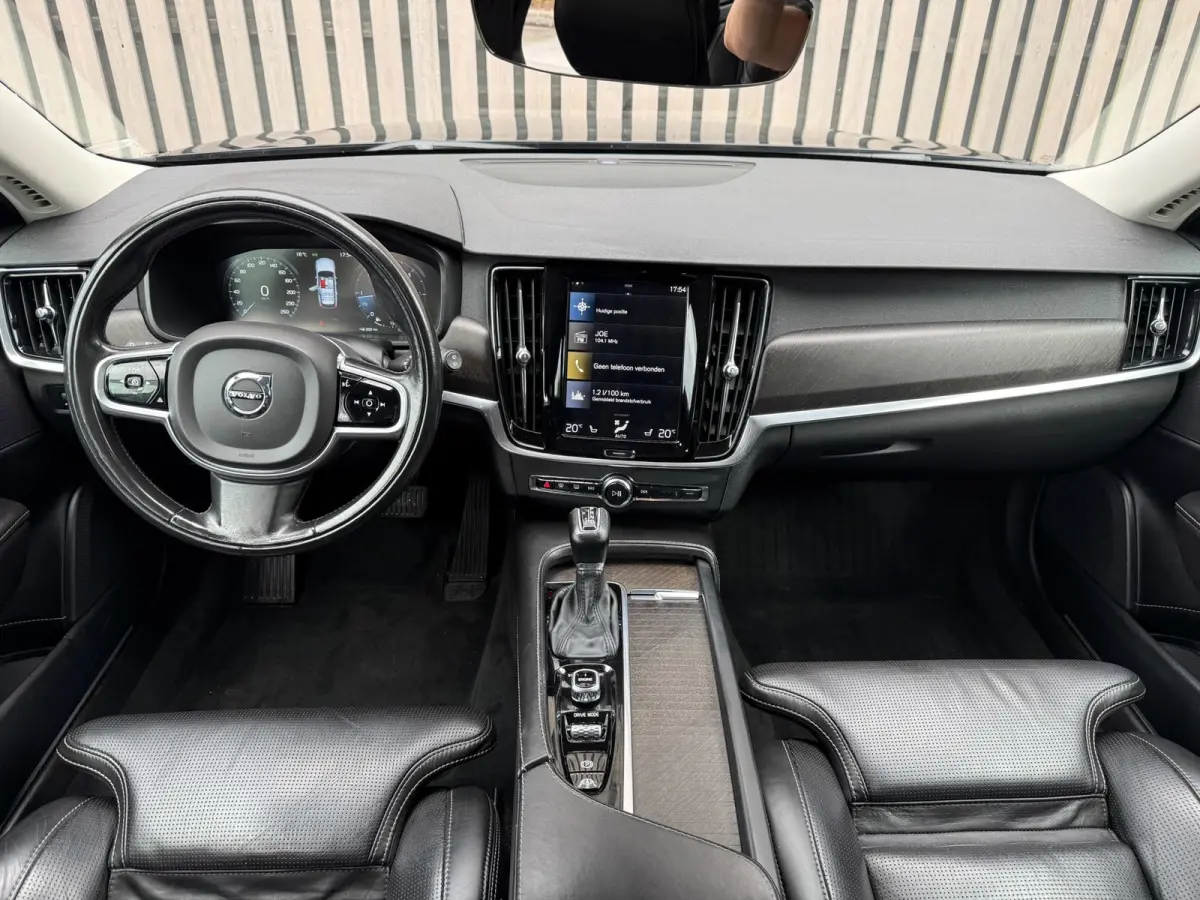 2.0 D4 Pro AWD / Zeer netjes!