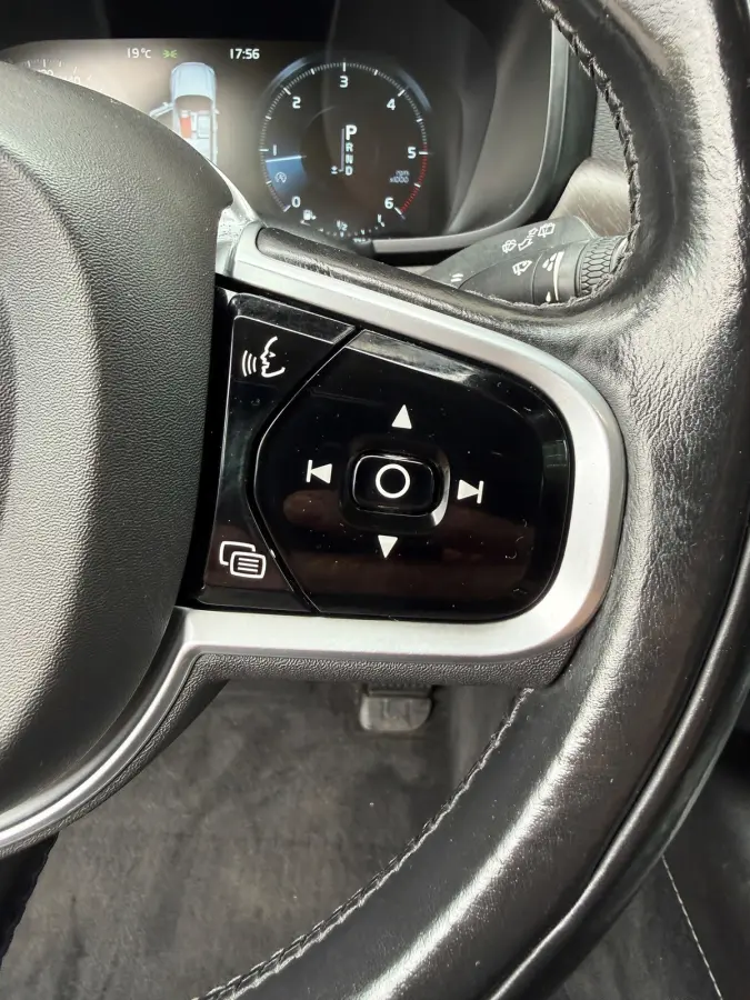 2.0 D4 Pro AWD / Zeer netjes!