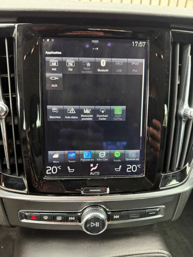 2.0 D4 Pro AWD / Zeer netjes!
