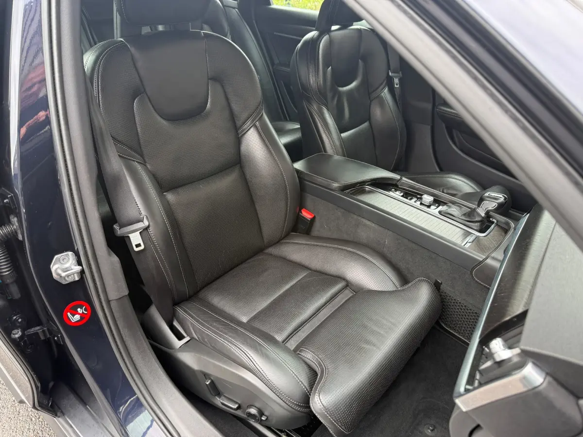 2.0 D4 Pro AWD / Zeer netjes!