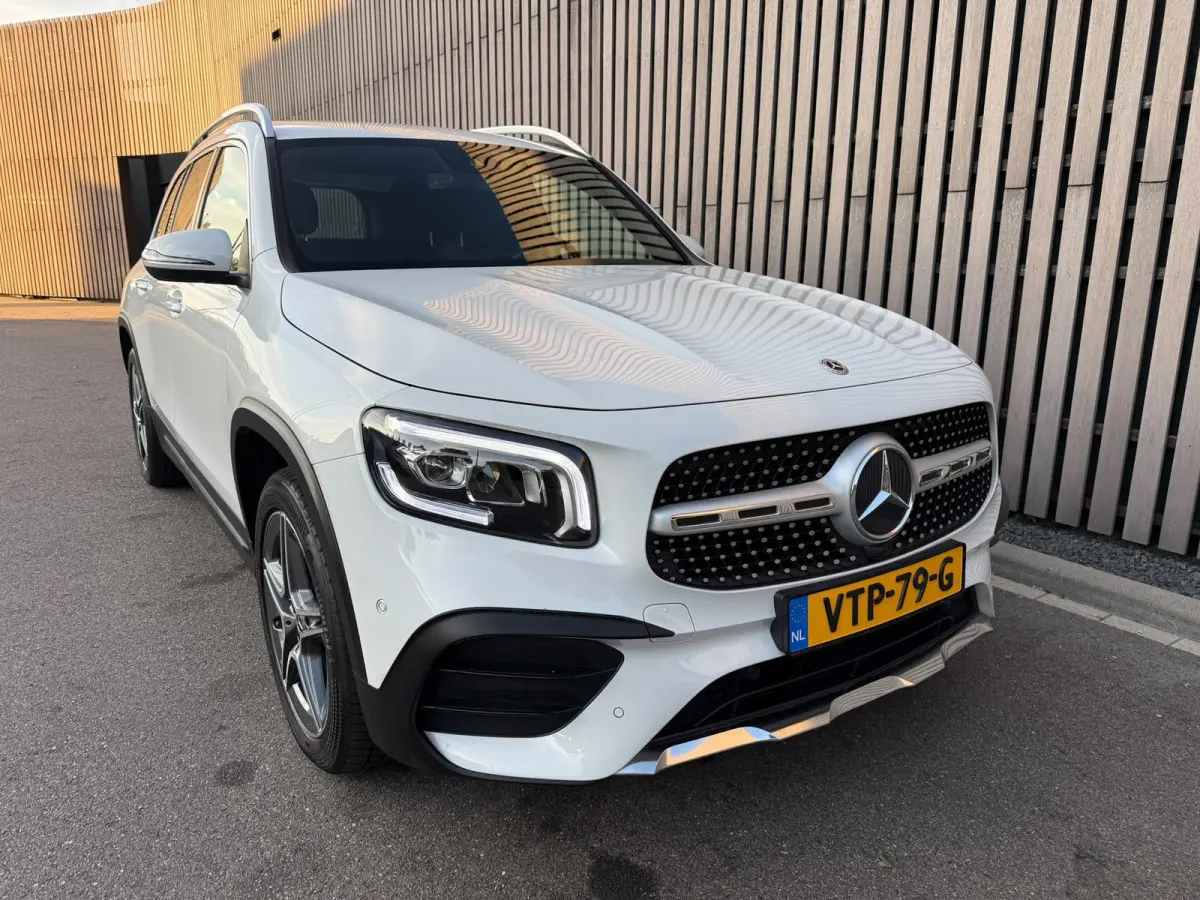 200 D / Grijs kenteken / AMG Line