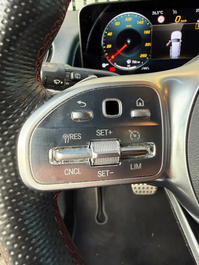 200 D / Grijs kenteken / AMG Line