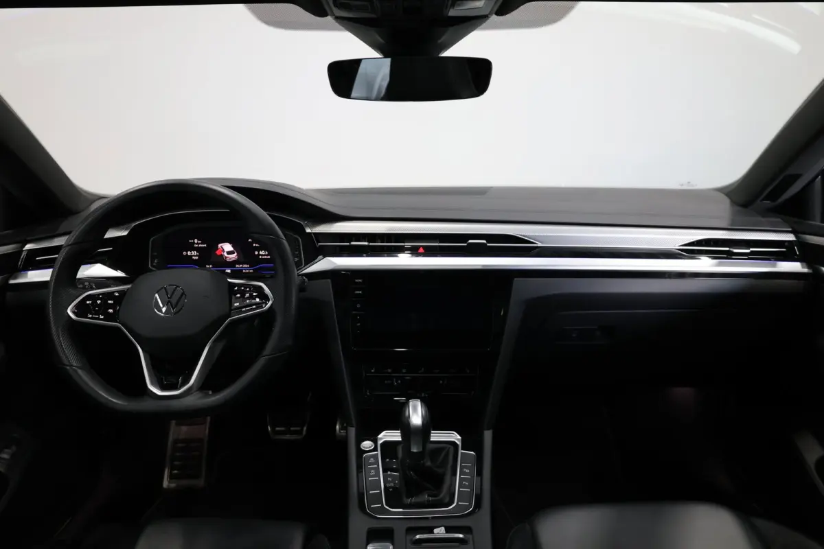 2.0 TSI 3x R-line BTW/LED/VIRTUAL/SFEER/PANO/LEER+S.VERWARMING+MEMORY/KEYLESS/20"/CAM/LINE/ACC/12 MDN GARANTIE!