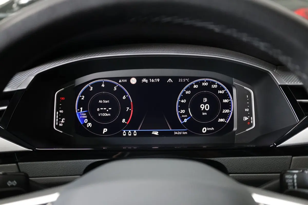 2.0 TSI 3x R-line BTW/LED/VIRTUAL/SFEER/PANO/LEER+S.VERWARMING+MEMORY/KEYLESS/20"/CAM/LINE/ACC/12 MDN GARANTIE!