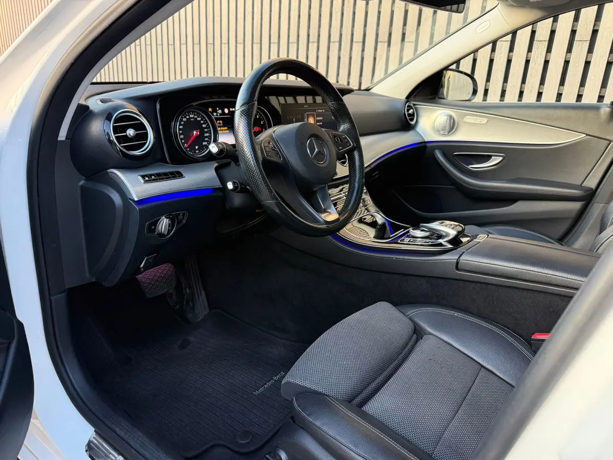 200 4MATIC Premium /Burmester /Schuifdak /Sfeerverlichting