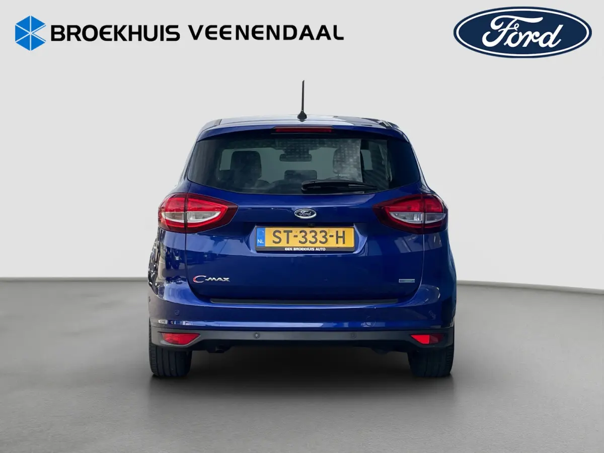 1.0 Titanium | Camera | Cruise Control | Navigatie | Dealer OH!