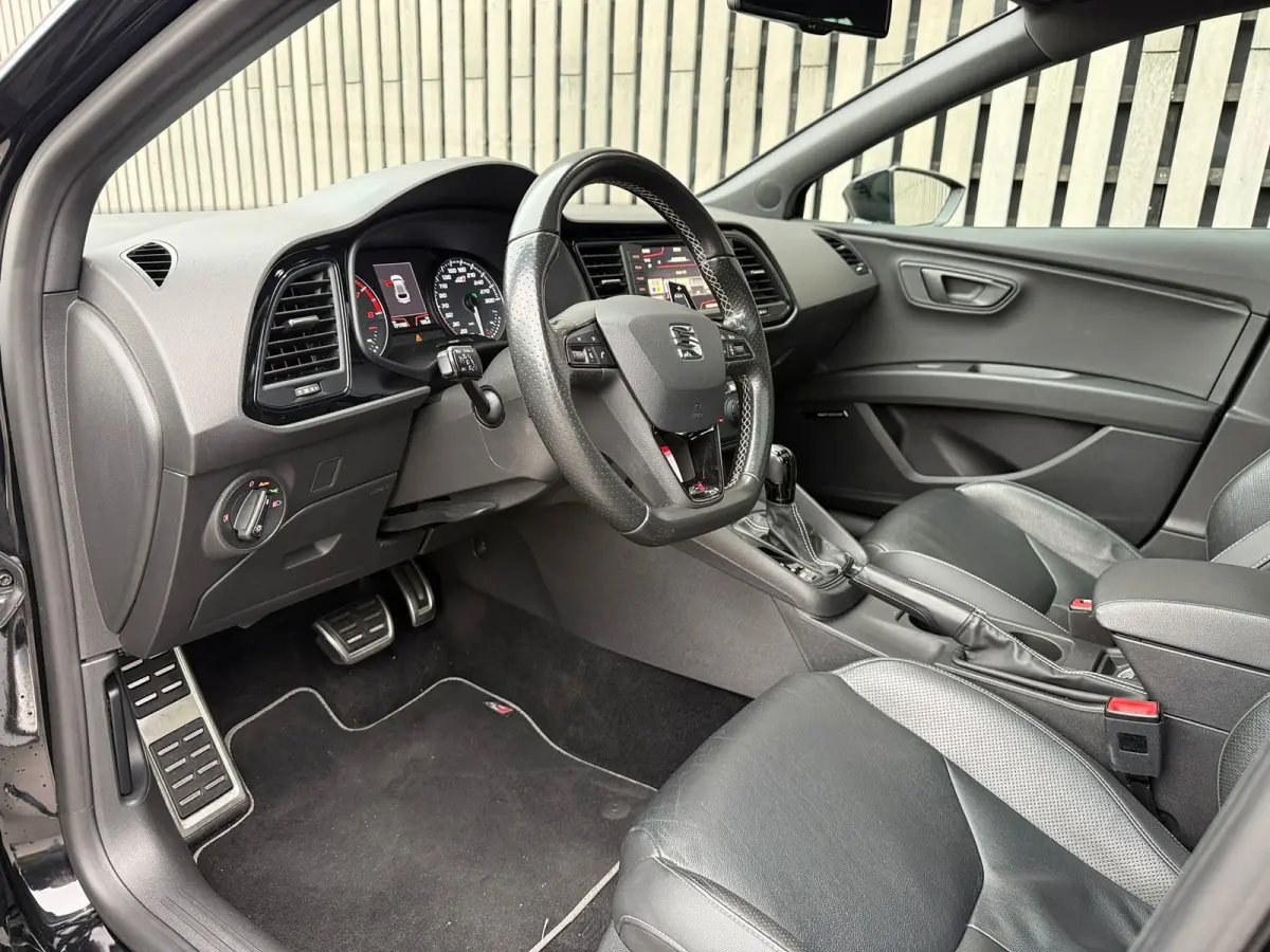 2.0 TSI Cupra 380PK /Leer /Pano /Zeer netjes!