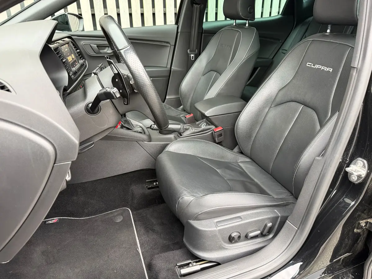 2.0 TSI Cupra 380PK /Leer /Pano /Zeer netjes!