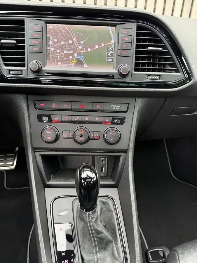 2.0 TSI Cupra 380PK /Leer /Pano /Zeer netjes!