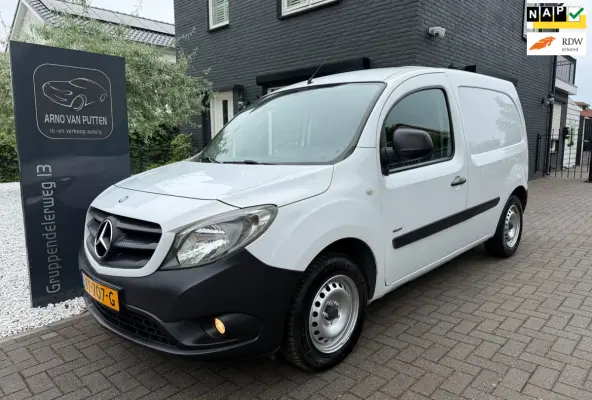 108 CDI BlueEFFICIENCY /Airco / Cruise control