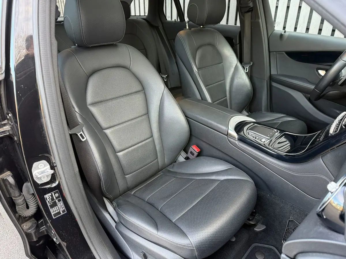 200 / Panodak / Leer / Camera / Facelift