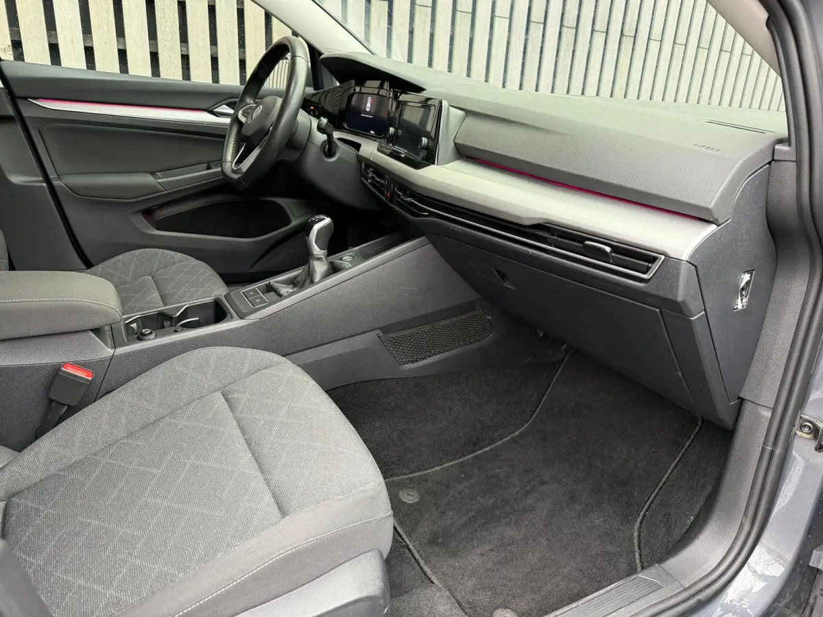 1.0 TSI Life Business / 19' /sfeer / Led /Cruise