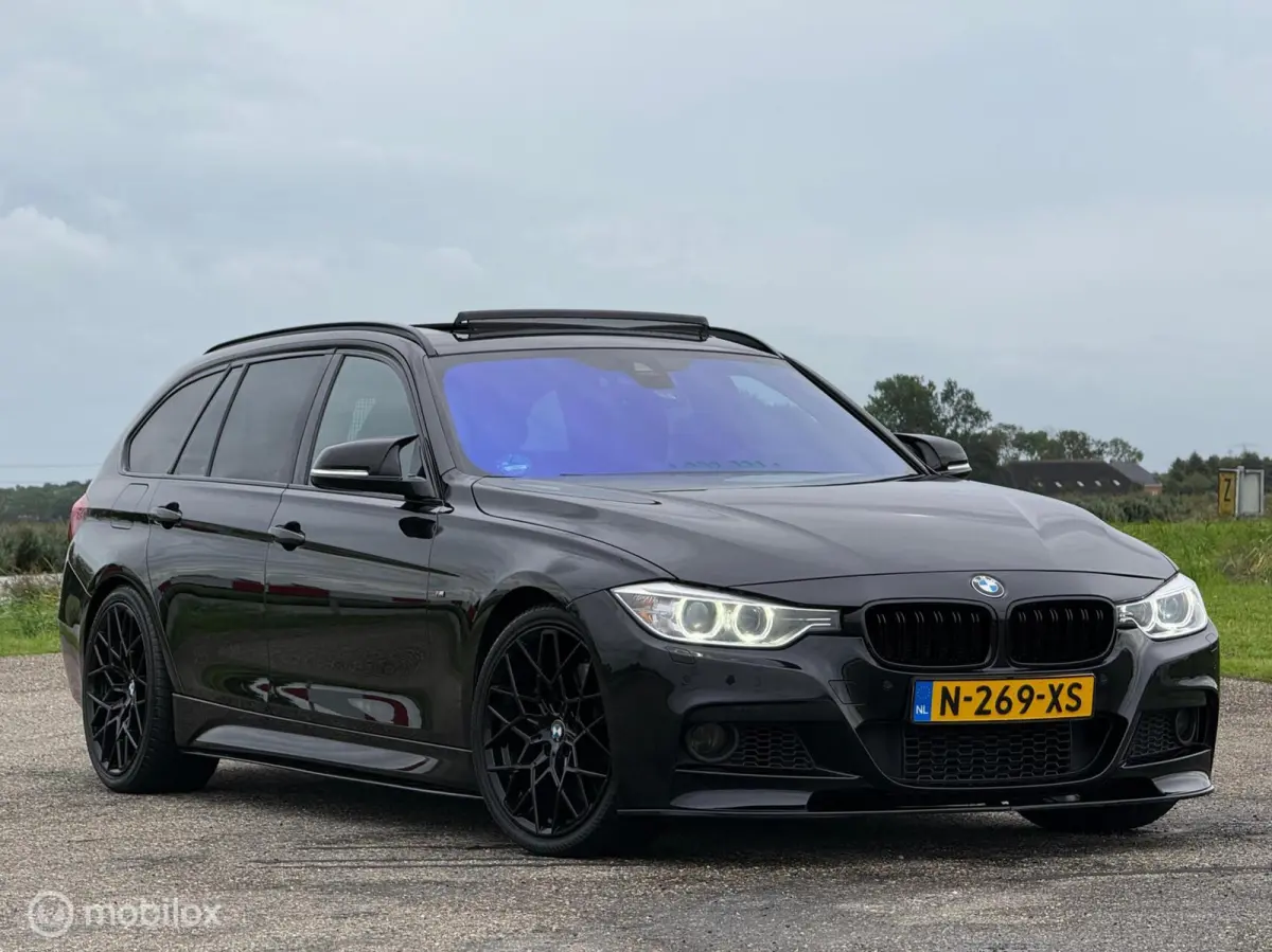 335i xDrive, M-Pakket, Harman Kardon !!