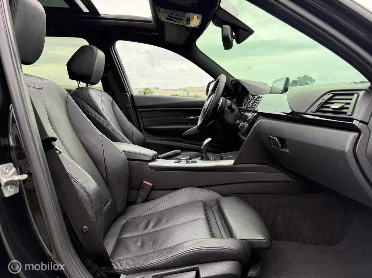 335i xDrive, M-Pakket, Harman Kardon !!