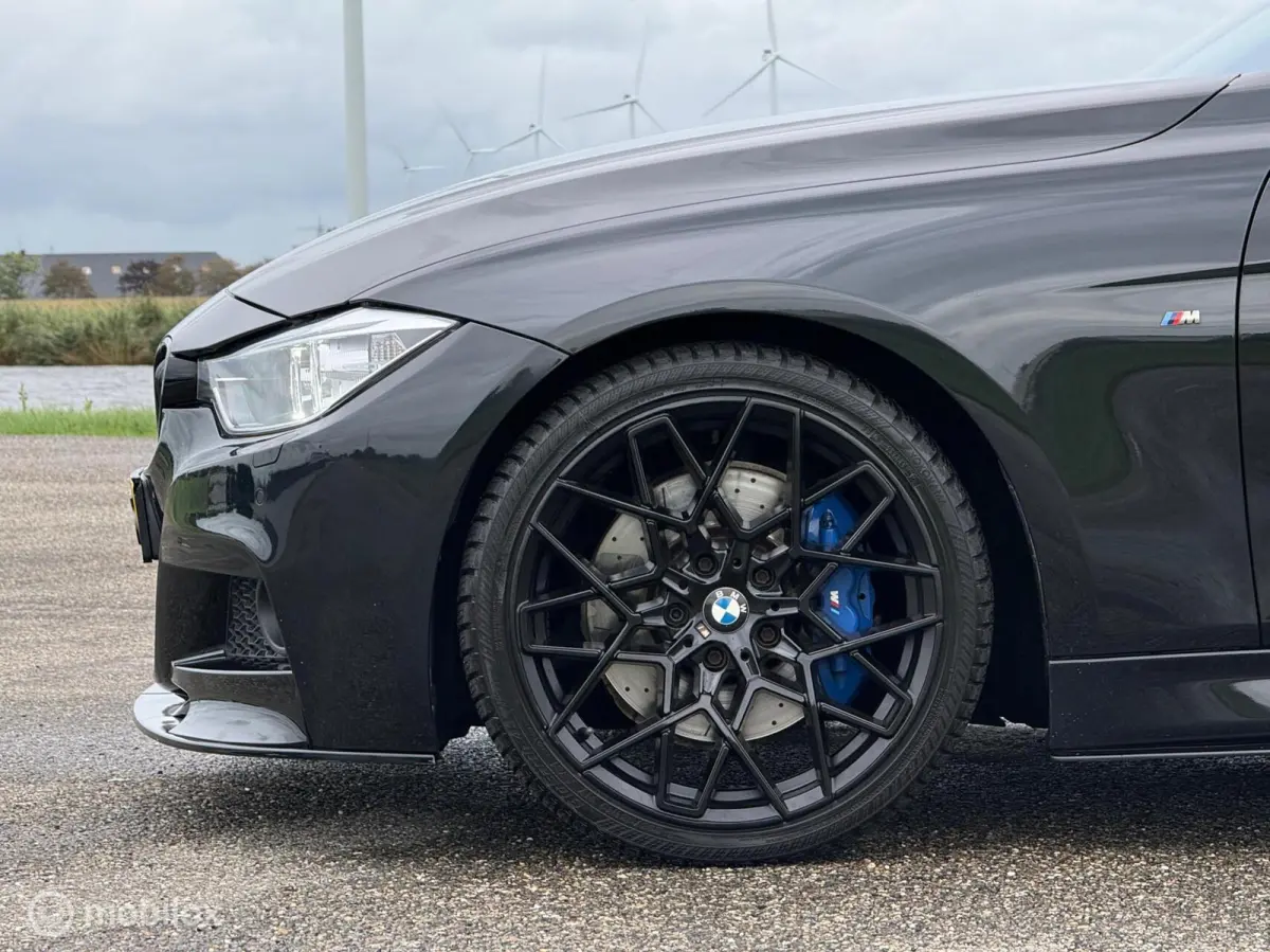 335i xDrive, M-Pakket, Harman Kardon !!