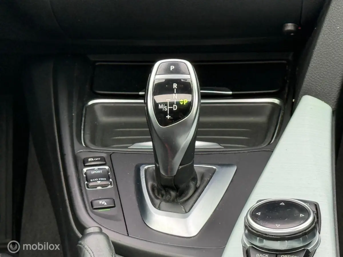 335i xDrive, M-Pakket, Harman Kardon !!
