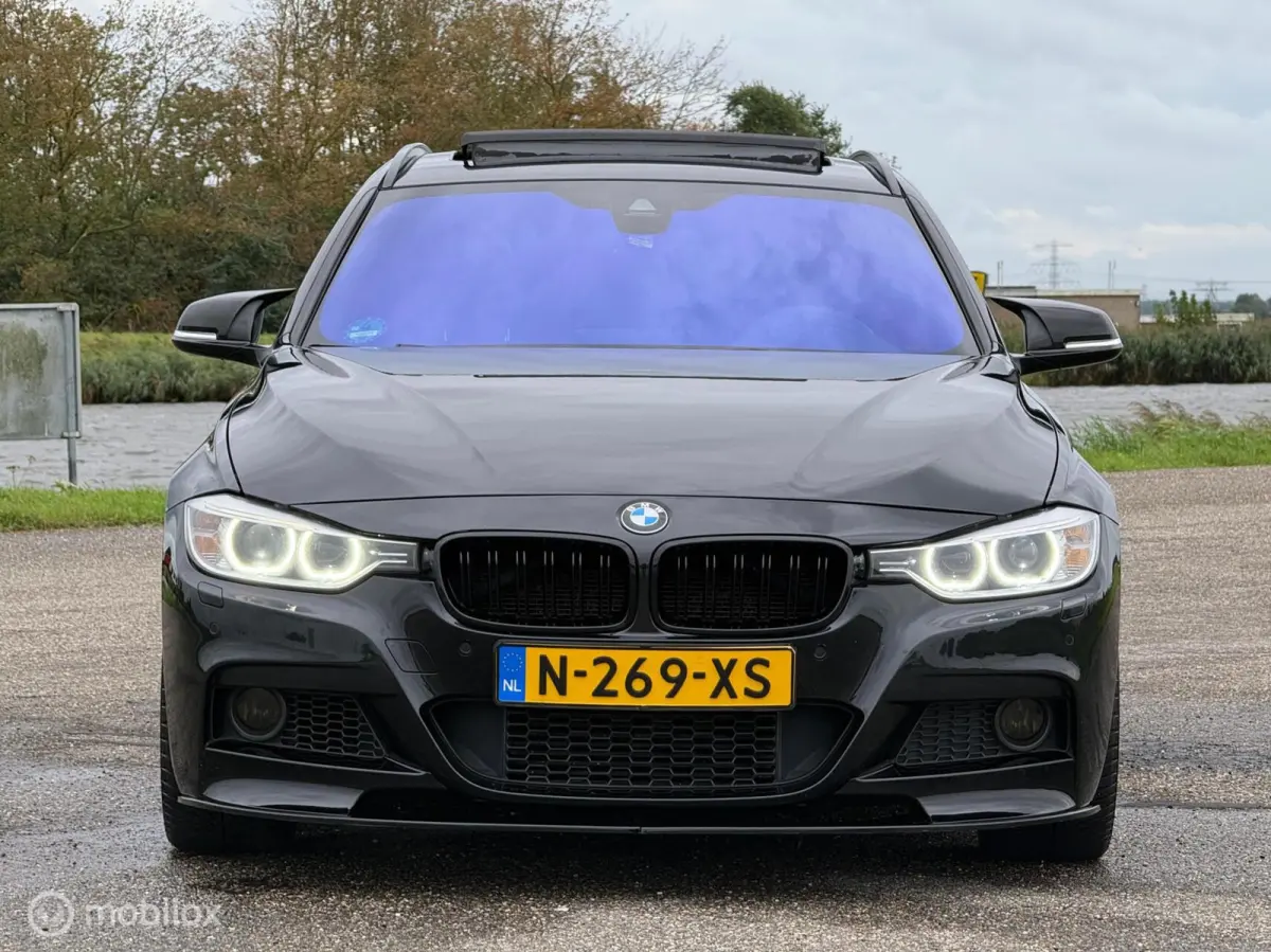 335i xDrive, M-Pakket, Harman Kardon !!