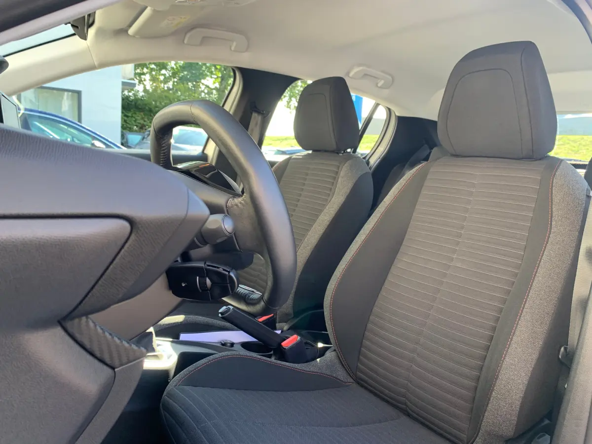 1.2 PureTech Active Pack Airco | Cruise Control | DAB | LMV 16" | Navi | PDC Achter |