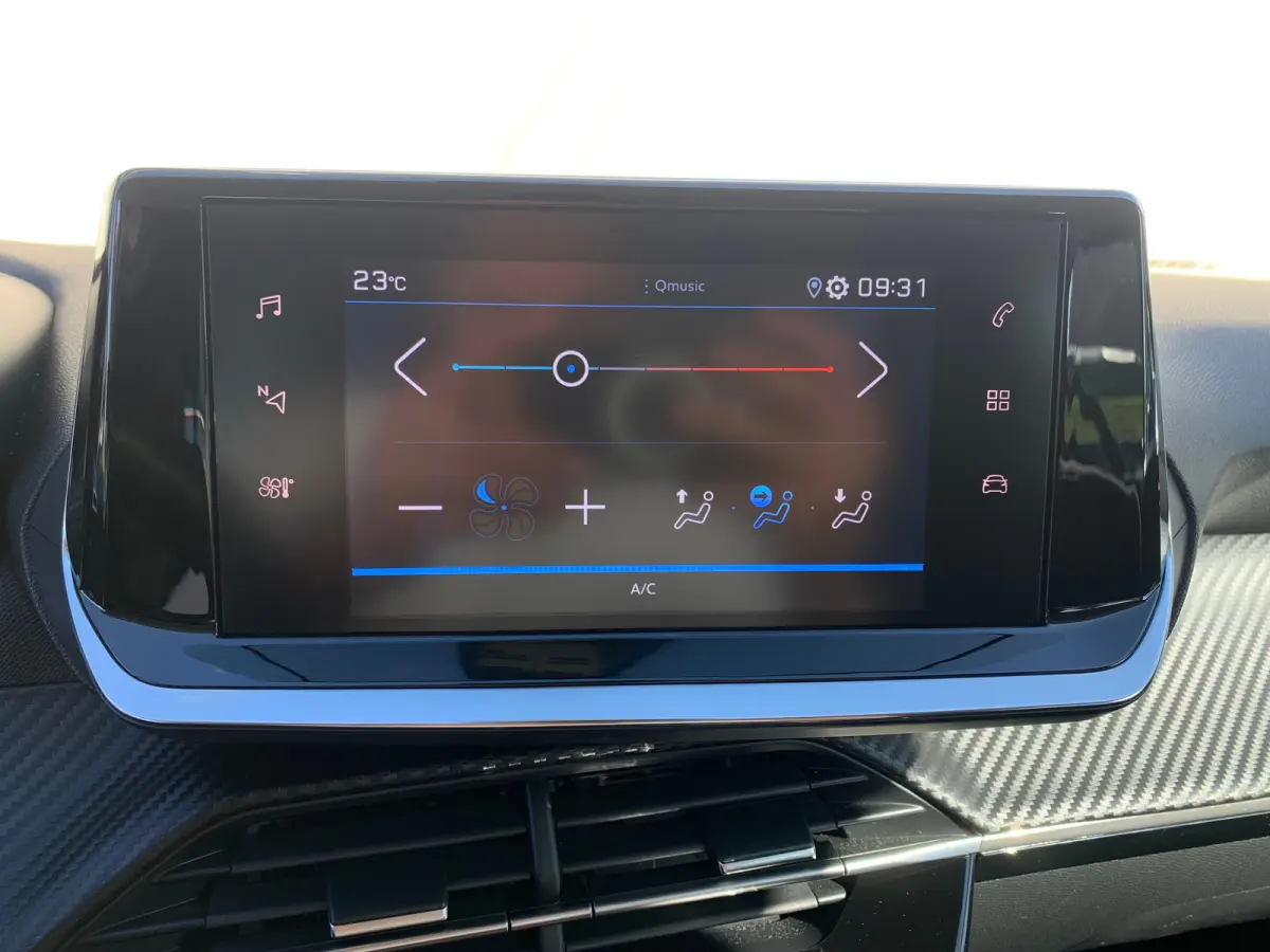 1.2 PureTech Active Pack Airco | Cruise Control | DAB | LMV 16" | Navi | PDC Achter |