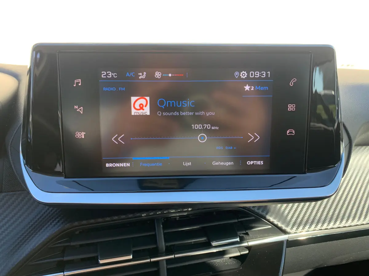 1.2 PureTech Active Pack Airco | Cruise Control | DAB | LMV 16" | Navi | PDC Achter |