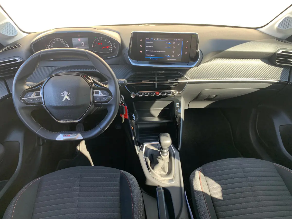 1.2 PureTech Active Pack Airco | Cruise Control | DAB | LMV 16" | Navi | PDC Achter |