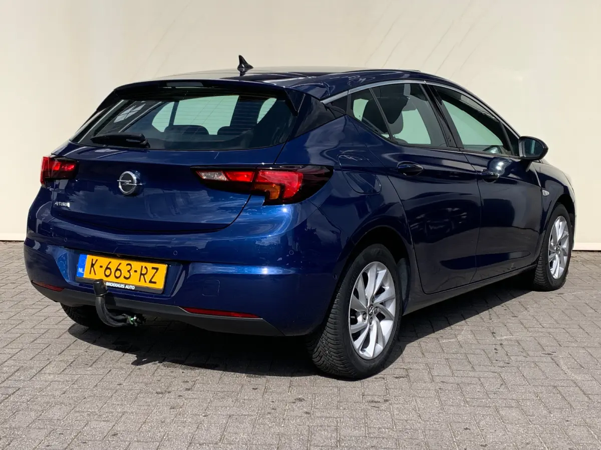 1.4 Business Elegance Airco | Camera | Cruise Control | DAB | Keyless | LED | LMV 16" | PDCV V&A | Navi | Pano | Stoel-Stuurverwarming |