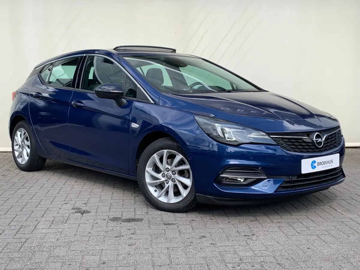 1.4 Business Elegance Airco | Camera | Cruise Control | DAB | Keyless | LED | LMV 16" | PDCV V&A | Navi | Pano | Stoel-Stuurverwarming |