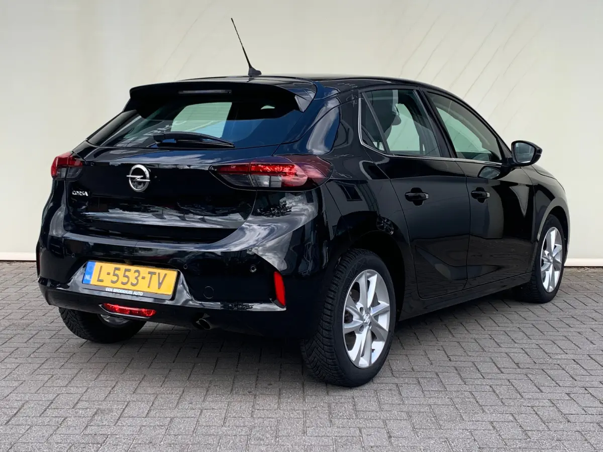 1.2 Elegance Airco | Camera | Cruise Control | DAB | Keyless | LED | LMV 16" | Navi | PDC V&A |