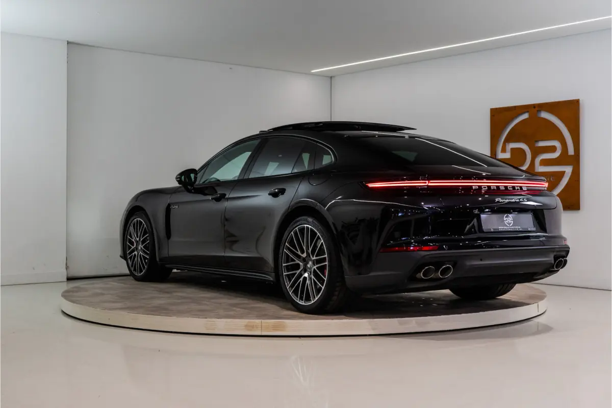 2.9 4S E-Hybrid 544PK | Bose | Achterasbesturing | Pano | Sport Chrono Plus | InnoDrive | Massage | VOL! Fabrieksgarantie