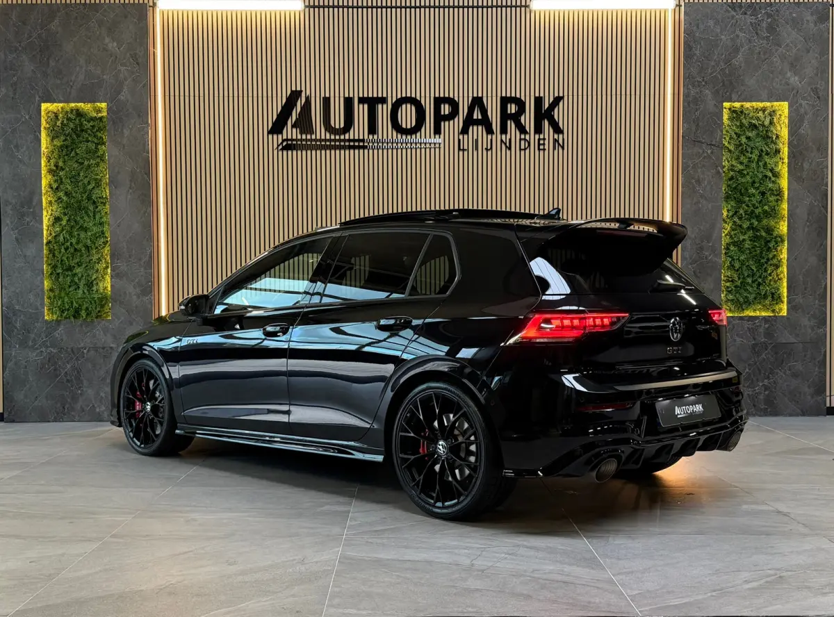 2.0 TSI GTI CLUBSPORT |BTW|PANO|AKRA|H&K|HuD|LEDER|MEMORY|IQ LIGHTS|BLINDSPOT|SFEERVERLICHTING|NURBURGRING|BOMVOL!