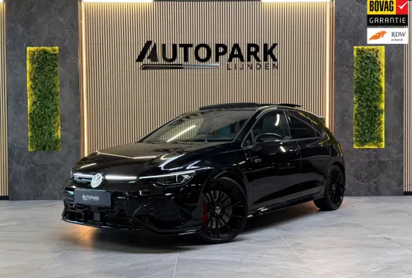 2.0 TSI GTI CLUBSPORT |BTW|PANO|AKRA|H&K|HuD|LEDER|MEMORY|IQ LIGHTS|BLINDSPOT|SFEERVERLICHTING|NURBURGRING|BOMVOL!