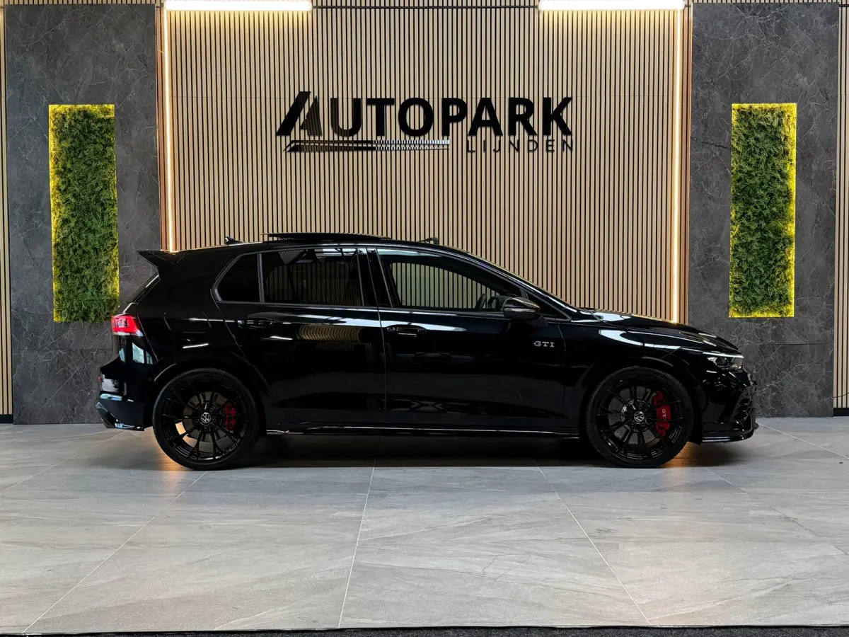 2.0 TSI GTI CLUBSPORT |BTW|PANO|AKRA|H&K|HuD|LEDER|MEMORY|IQ LIGHTS|BLINDSPOT|SFEERVERLICHTING|NURBURGRING|BOMVOL!
