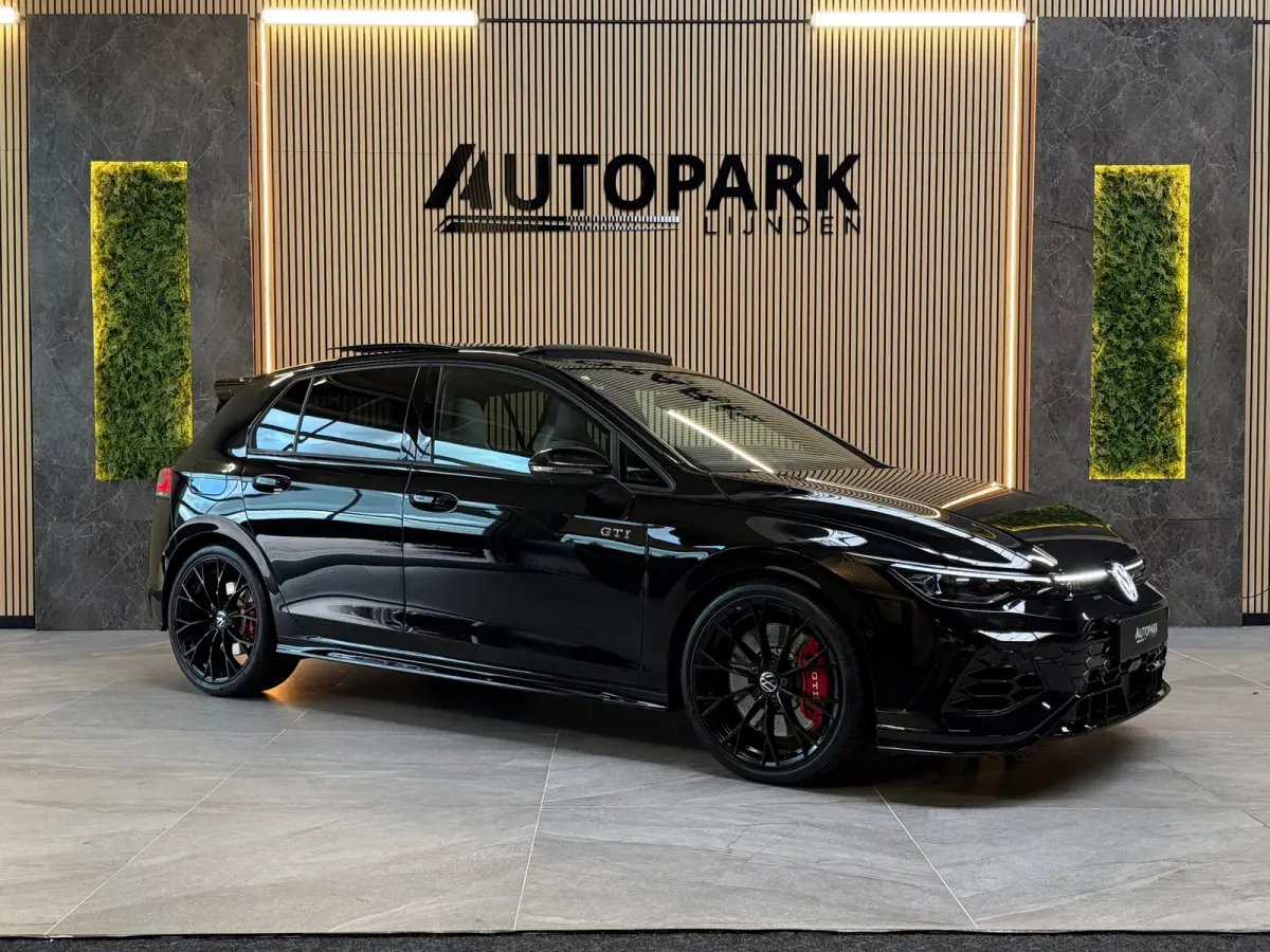 2.0 TSI GTI CLUBSPORT |BTW|PANO|AKRA|H&K|HuD|LEDER|MEMORY|IQ LIGHTS|BLINDSPOT|SFEERVERLICHTING|NURBURGRING|BOMVOL!