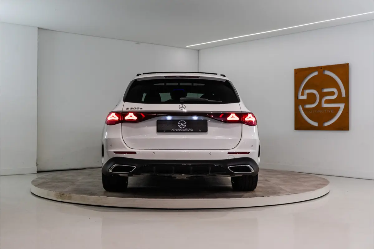 300 e Premium AMG 313PK | Pano | Sfeer | Trekhaak | Night | ACC&Dodehoek | Fabrieksgarantie