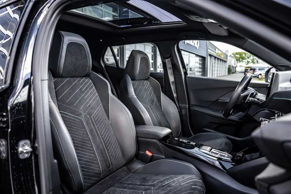 1.2 GT /Pano/360/Massage/Carplay